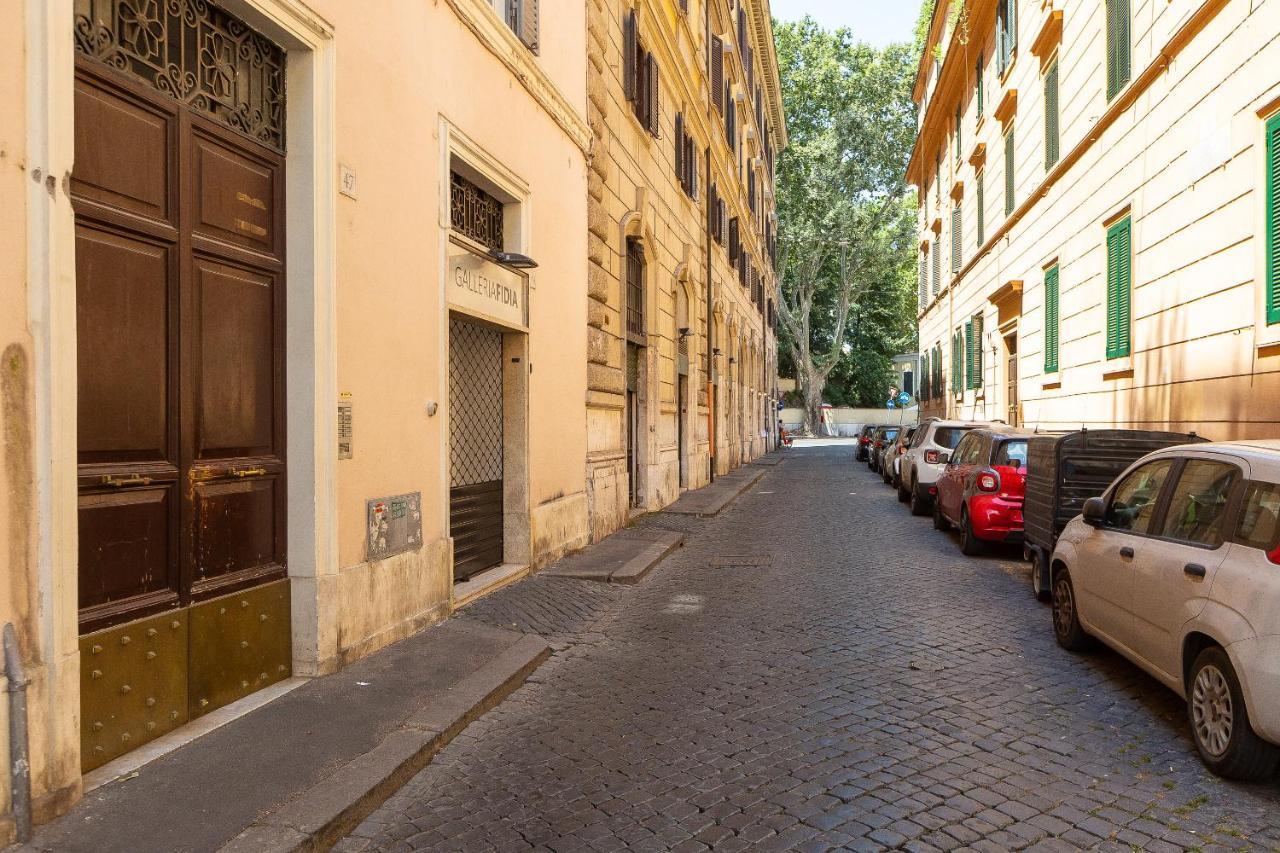 Lovely New Attic, Piazza Del Popolo! 罗马 外观 照片