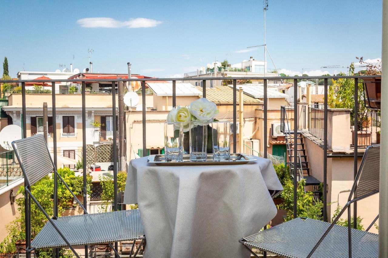 Lovely New Attic, Piazza Del Popolo! 罗马 外观 照片